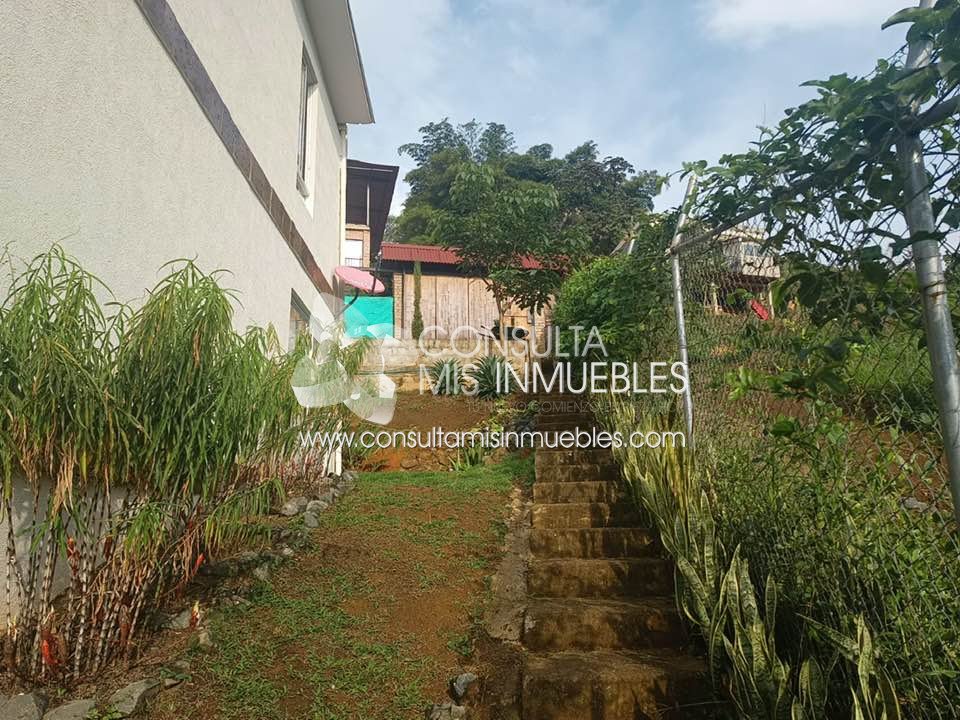 Vendo Casa en el Barrio La Reforma en Cali, Valle Del Cauca de Colombia | Consulta Mis Inmuebles S.A.S. | Tu nuevo comienzo empieza hoy!