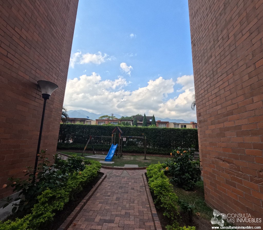 Vendo Apartamento en el Barrio Conjunto Cerrado Veracruz en Conjunto Residencial Veracruz en Ibagué, Tolima de Colombia | Consulta Mis Inmuebles S.A.S. | Tu nuevo comienzo empieza hoy!