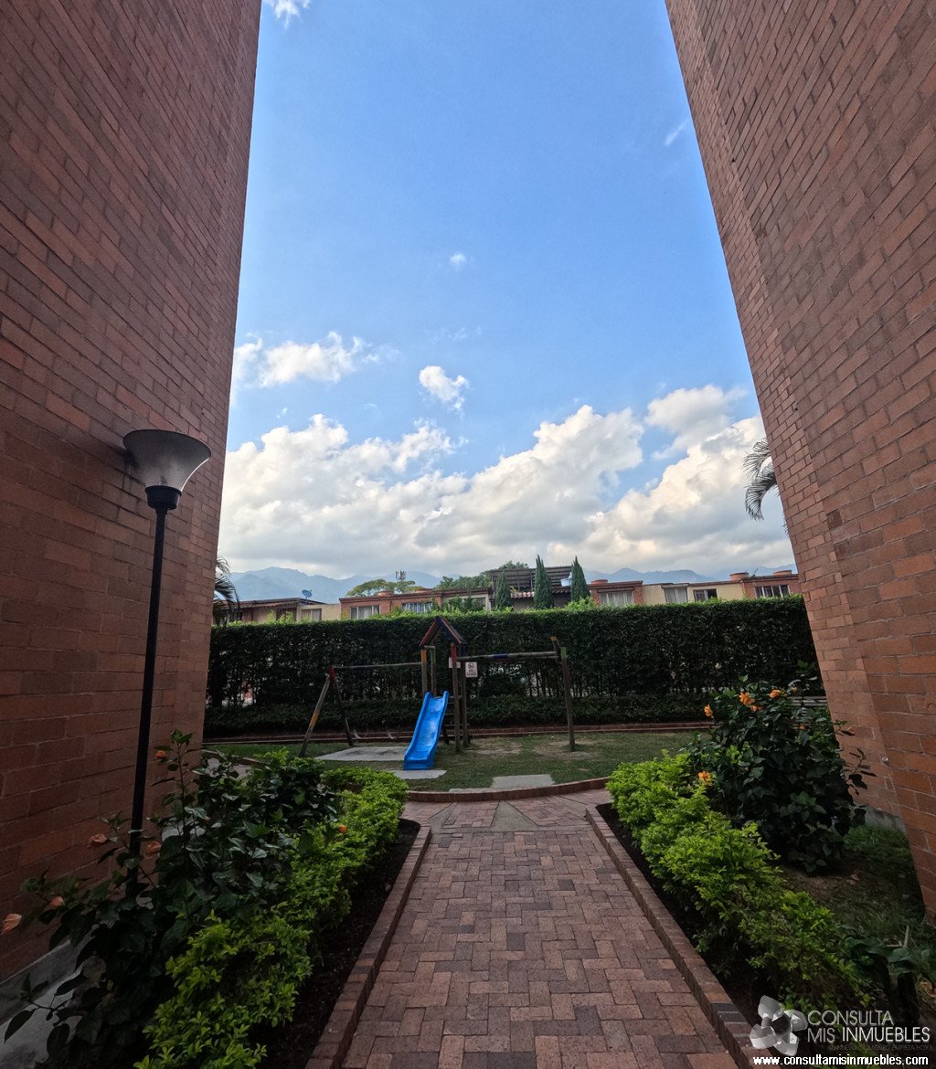 Vendo Apartamento en el Barrio Conjunto Cerrado Veracruz en Conjunto Residencial Veracruz en Ibagué, Tolima de Colombia | Consulta Mis Inmuebles S.A.S. | Tu nuevo comienzo empieza hoy!