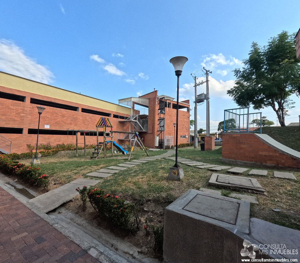 Vendo Apartamento en el Barrio Conjunto Cerrado Veracruz en Conjunto Residencial Veracruz en Ibagué, Tolima de Colombia | Consulta Mis Inmuebles S.A.S. | Tu nuevo comienzo empieza hoy!