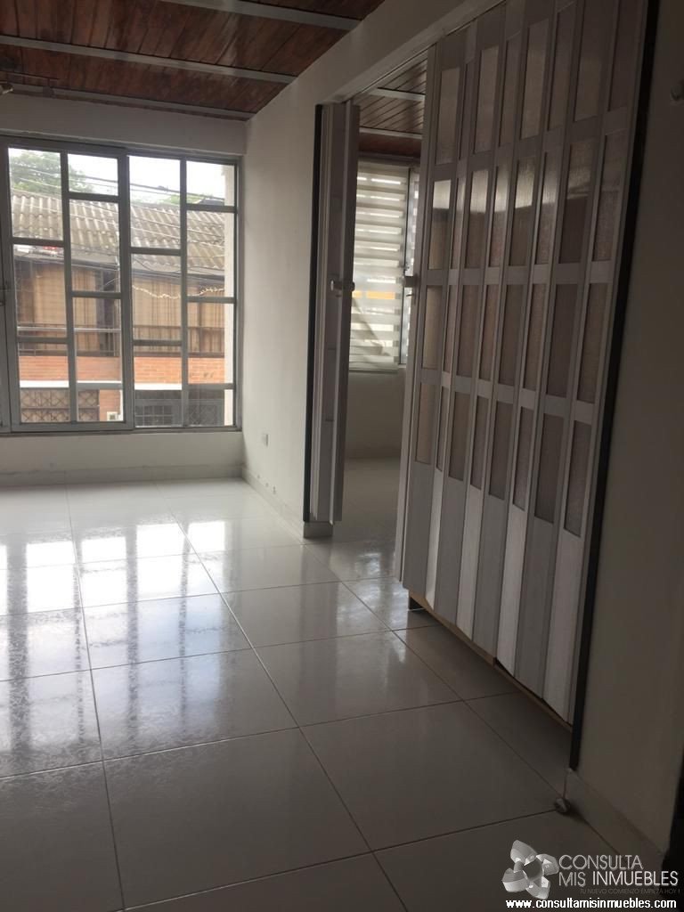 Vendo Casa en el Barrio Urbanización Varsovia en Ibagué, Tolima de Colombia | Consulta Mis Inmuebles S.A.S. | Tu nuevo comienzo empieza hoy!