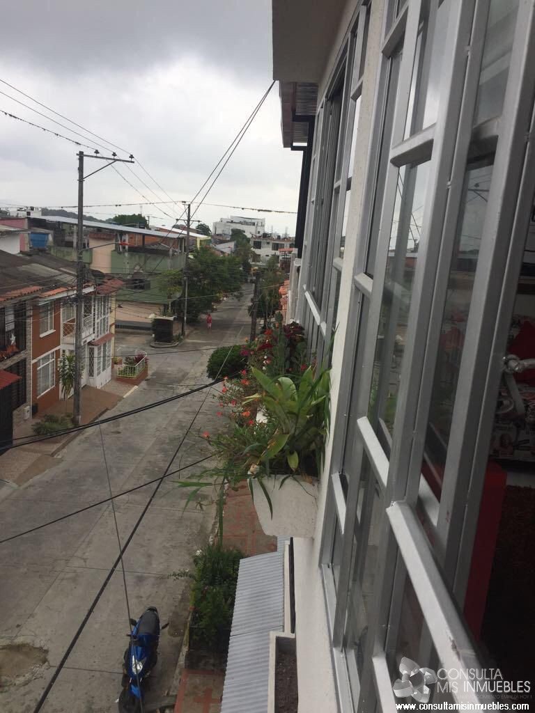 Vendo Casa en el Barrio Urbanización Varsovia en Ibagué, Tolima de Colombia | Consulta Mis Inmuebles S.A.S. | Tu nuevo comienzo empieza hoy!