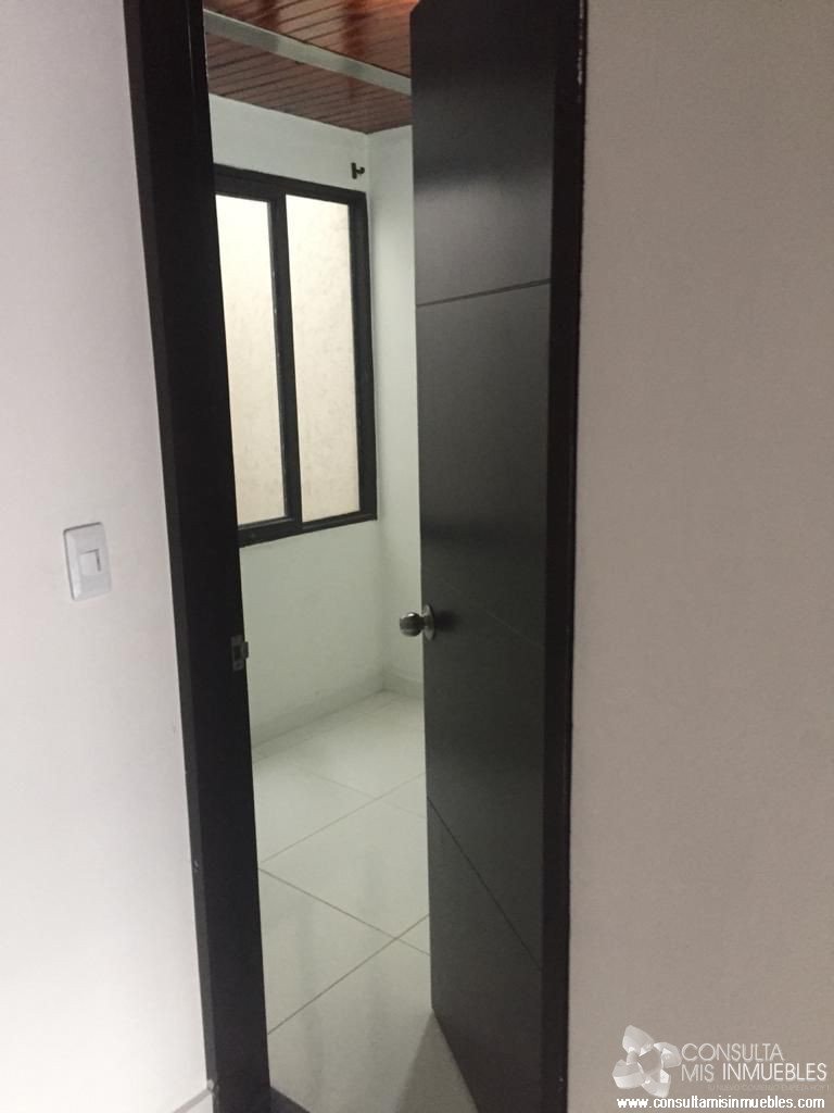 Vendo Casa en el Barrio Urbanización Varsovia en Ibagué, Tolima de Colombia | Consulta Mis Inmuebles S.A.S. | Tu nuevo comienzo empieza hoy!