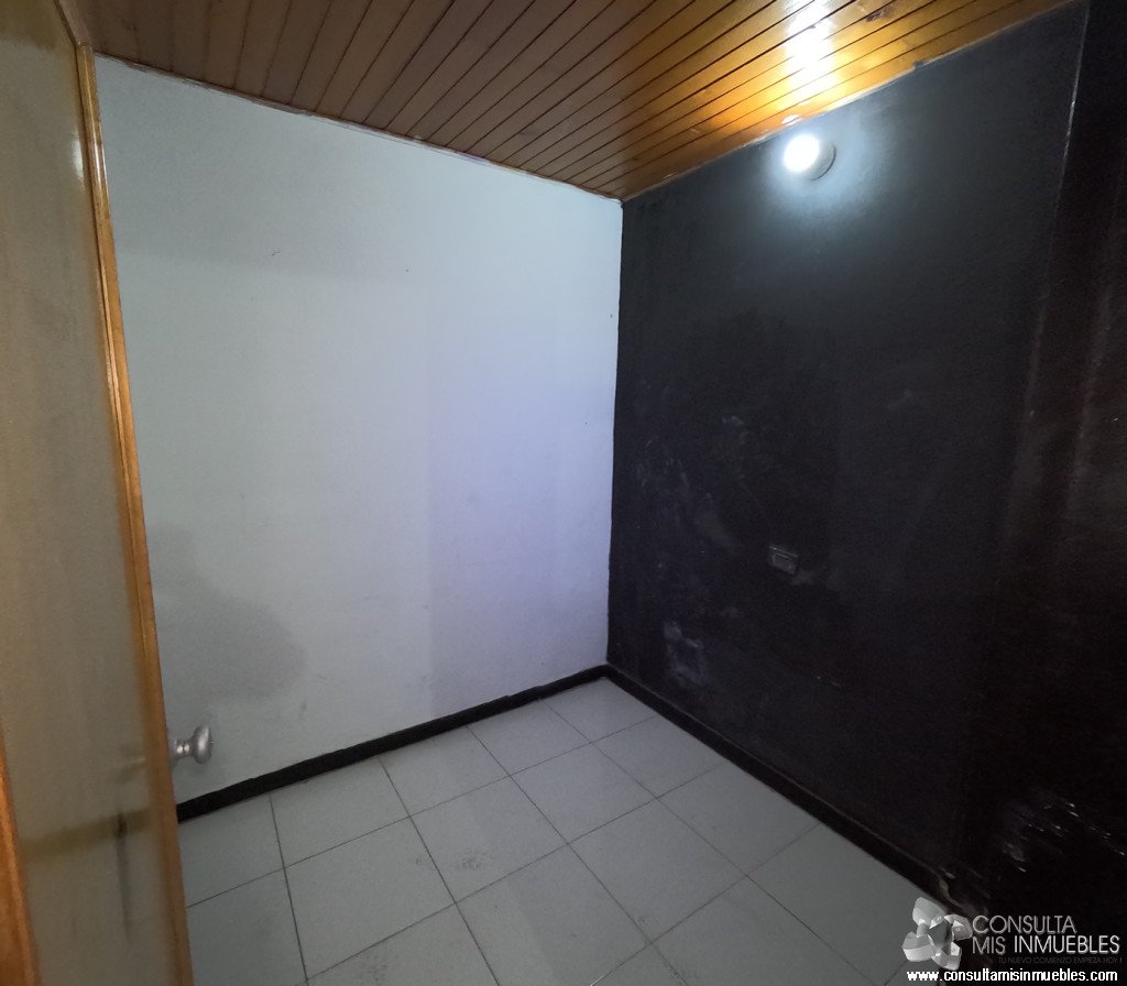 Vendo Casa en el Barrio Castellana en Ibagué, Tolima de Colombia | Consulta Mis Inmuebles S.A.S. | Tu nuevo comienzo empieza hoy!