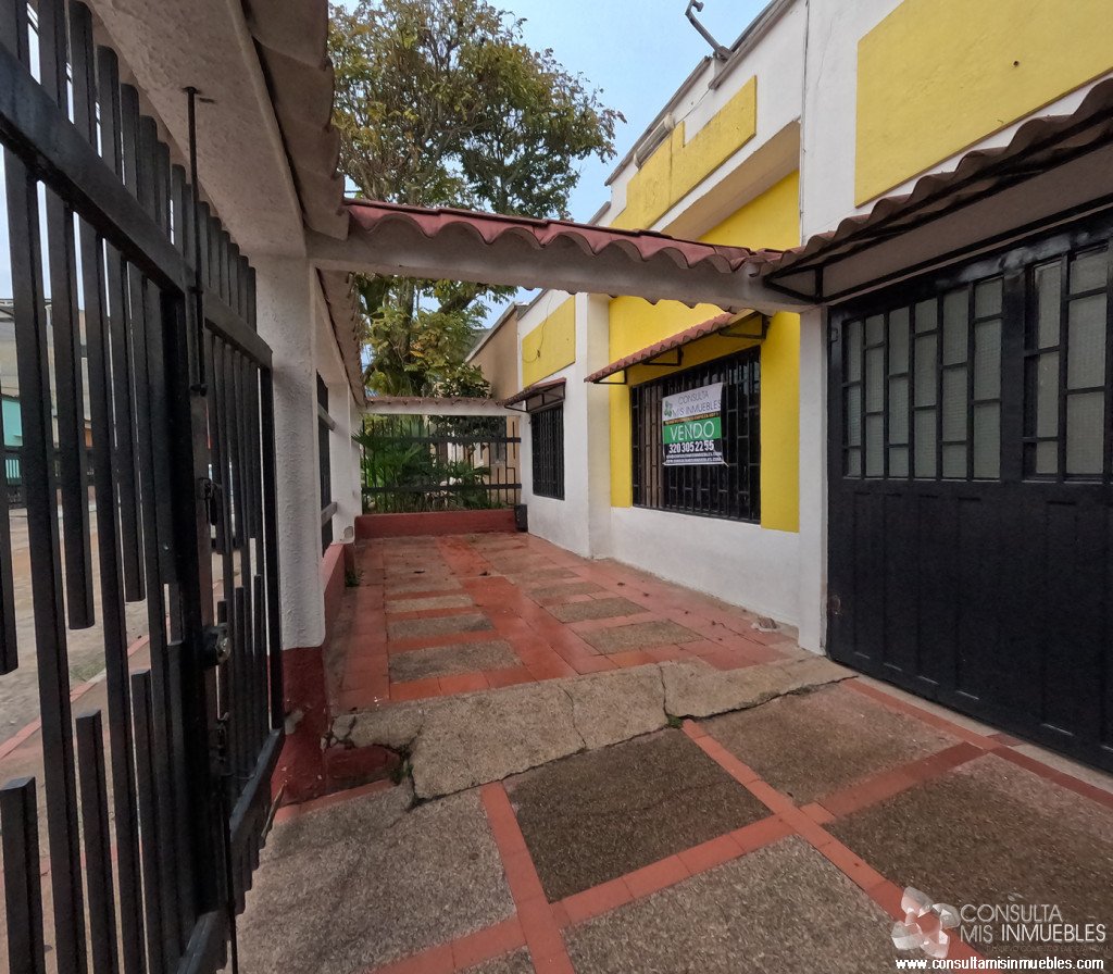 Vendo Casa en el Barrio Castellana en Ibagué, Tolima de Colombia | Consulta Mis Inmuebles S.A.S. | Tu nuevo comienzo empieza hoy!