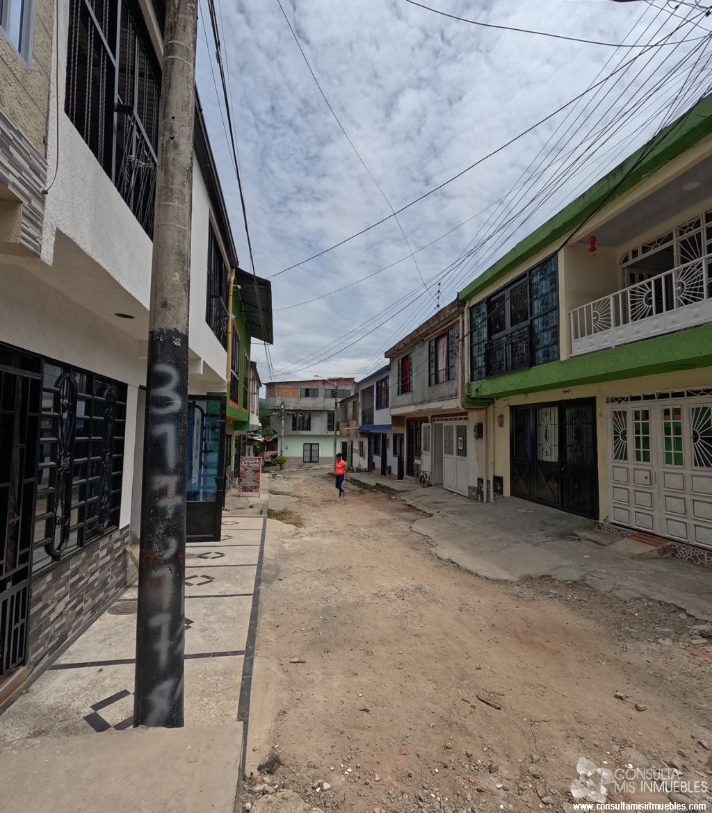 Vendo Casa en el Barrio Protecho 2 en Ibagué, Tolima de Colombia | Consulta Mis Inmuebles S.A.S. | Tu nuevo comienzo empieza hoy!