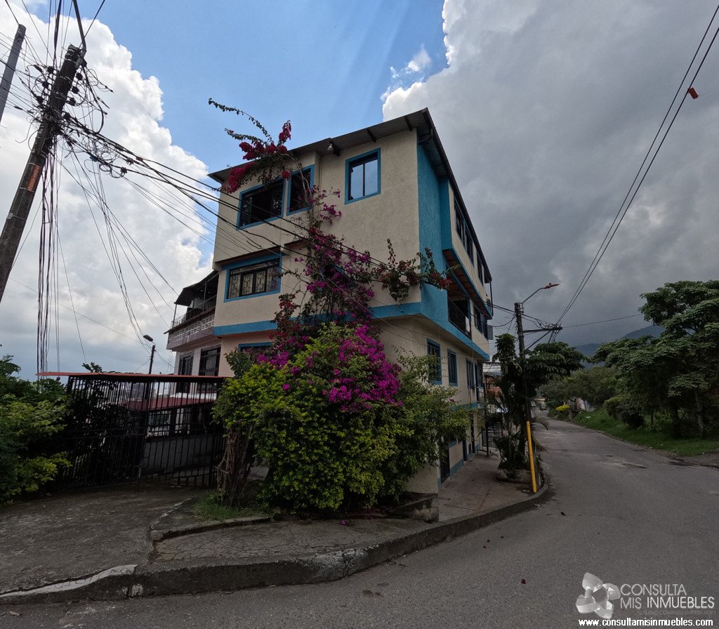 Vendo Casa en el Barrio  en Ibagué, Tolima de Colombia | Consulta Mis Inmuebles S.A.S. | Tu nuevo comienzo empieza hoy!