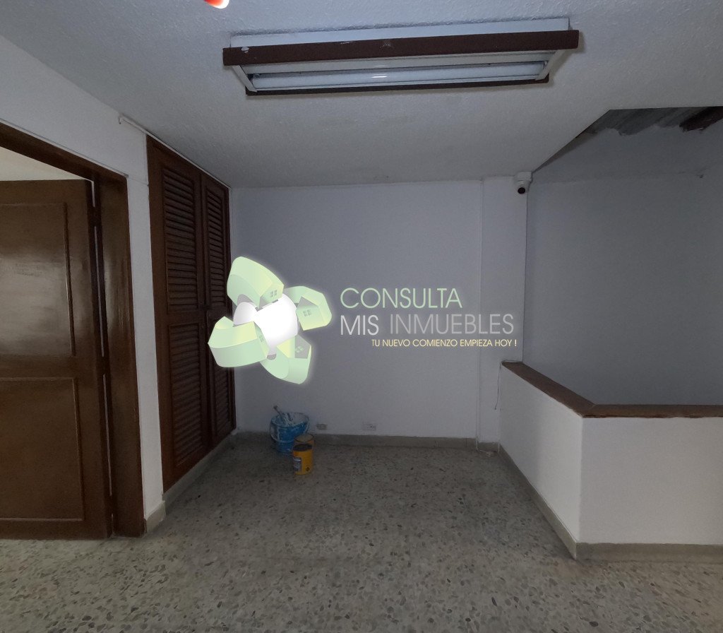 📍 ¡Excelente Vitrina Comercial! Local en 4.° piso sobre la estratégica Calle 11 (Centro de Ibagué). | Consulta Mis Inmuebles S.A.S. | Tu nuevo comienzo empieza hoy!